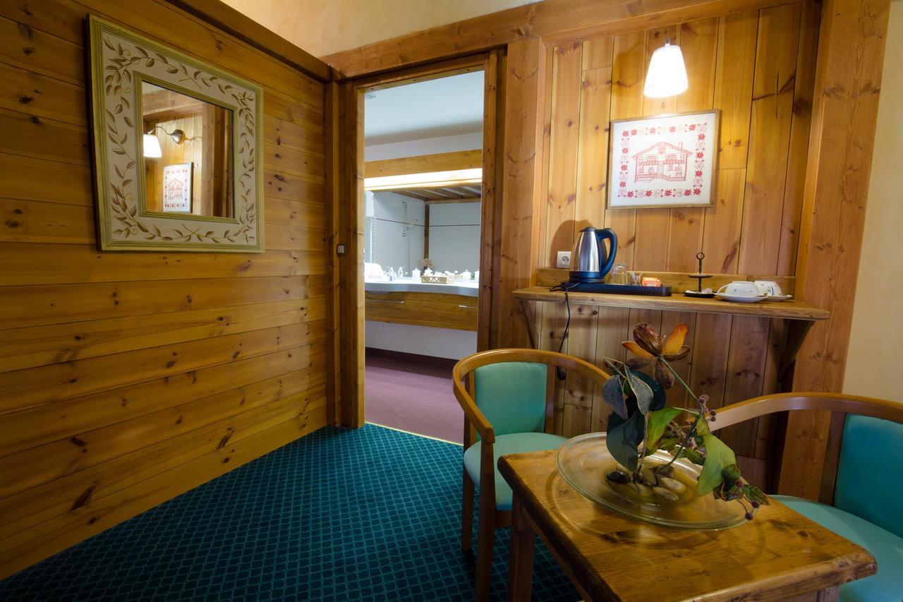Lautaret Lodge & Spa Ле-Монетье-ле-Бен Экстерьер фото