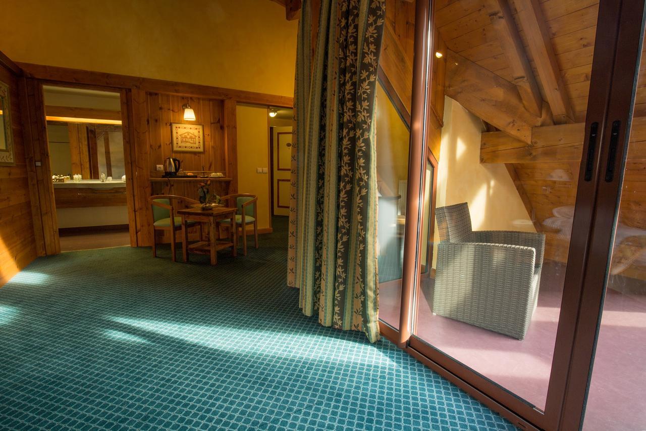 Lautaret Lodge & Spa Ле-Монетье-ле-Бен Экстерьер фото